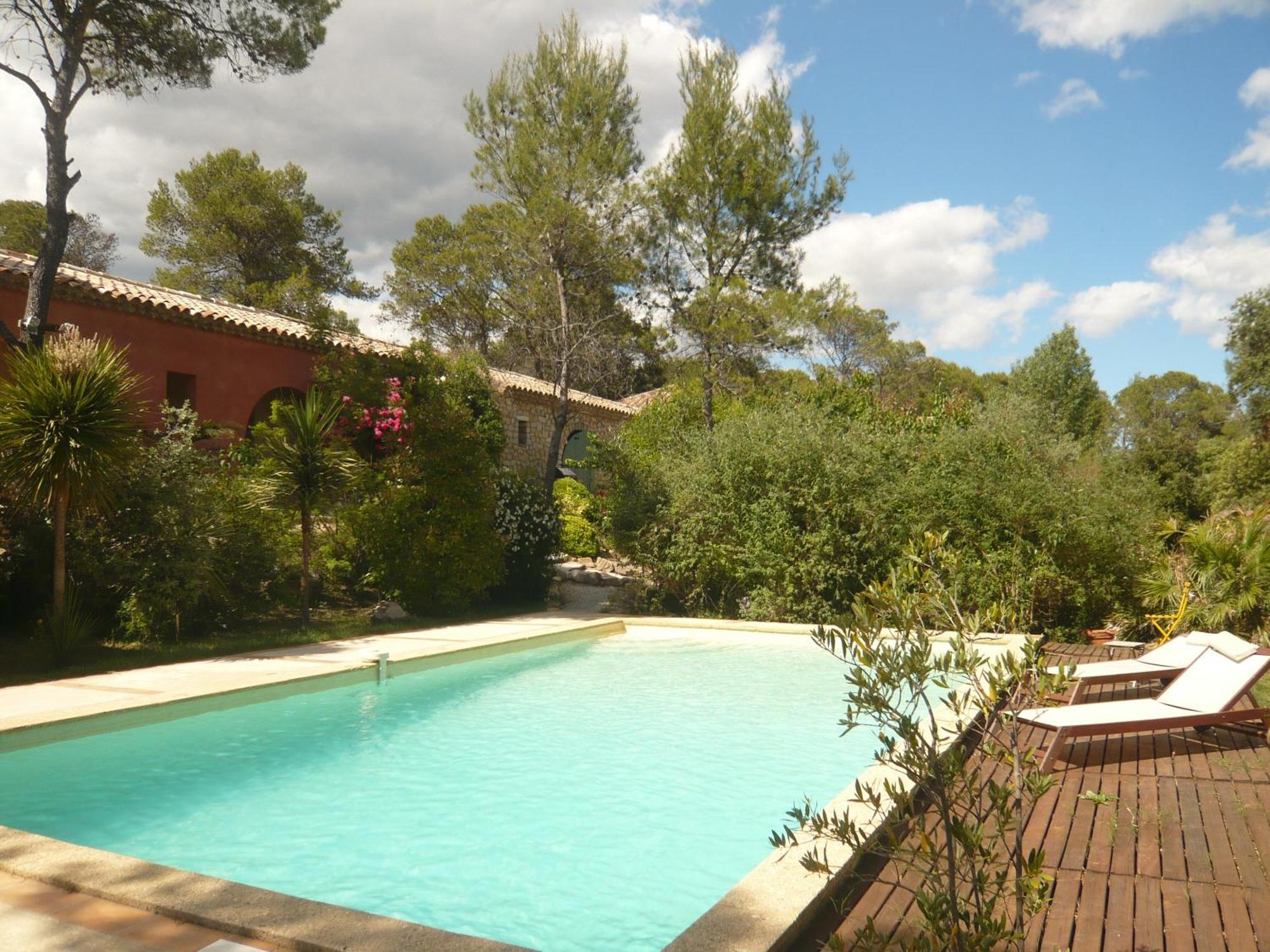 L'Ostal Du Pic St Loup Bed and Breakfast Saint-Jean-de-Cuculles Εξωτερικό φωτογραφία