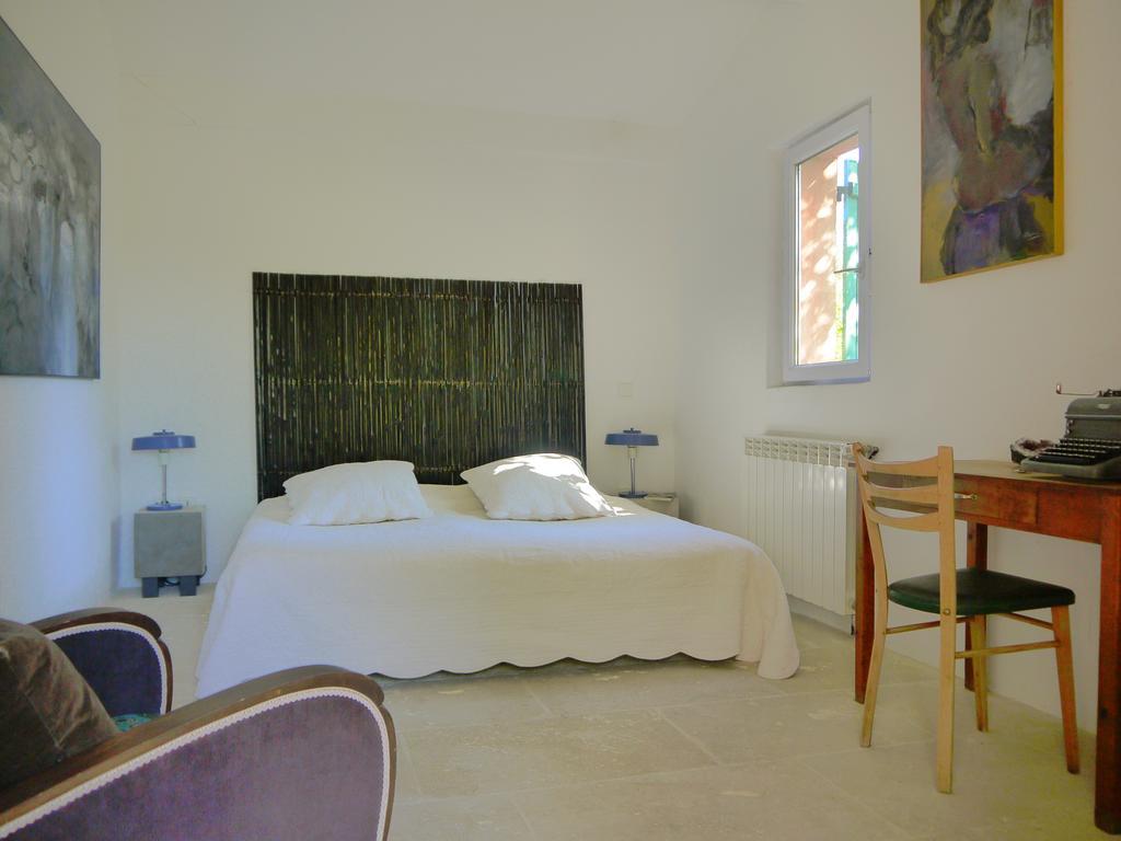 L'Ostal Du Pic St Loup Bed and Breakfast Saint-Jean-de-Cuculles Εξωτερικό φωτογραφία